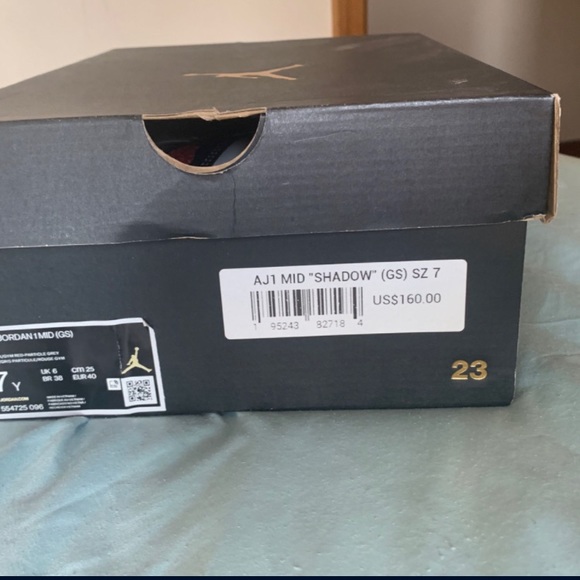 AJ1 mid Shadow (GS) SZ 7 - Picture 2 of 7